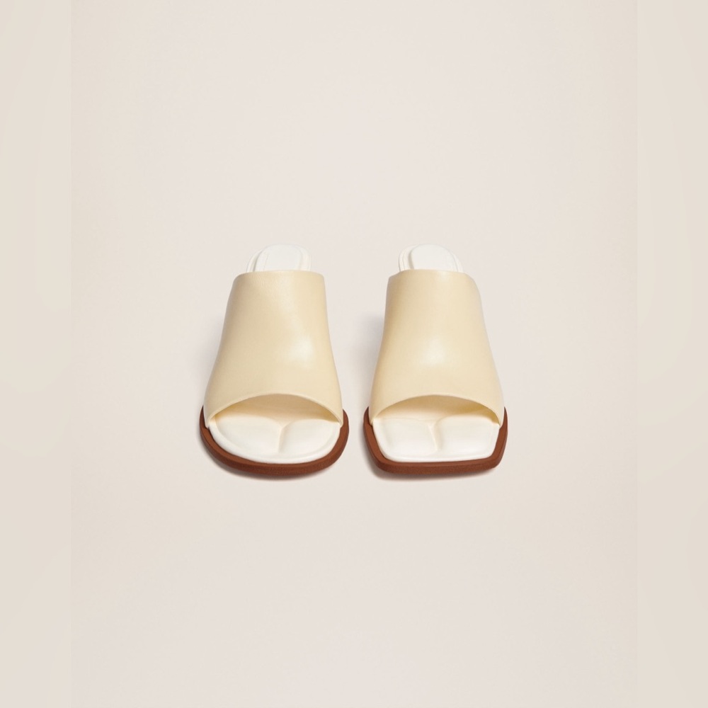 Jacquemus Les Mules Rond Carre Leather Mule Women's - Picture 5 of 12
